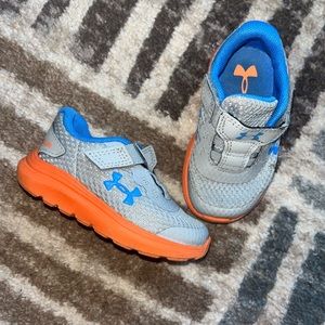 Under Armour toddler tennis shoes